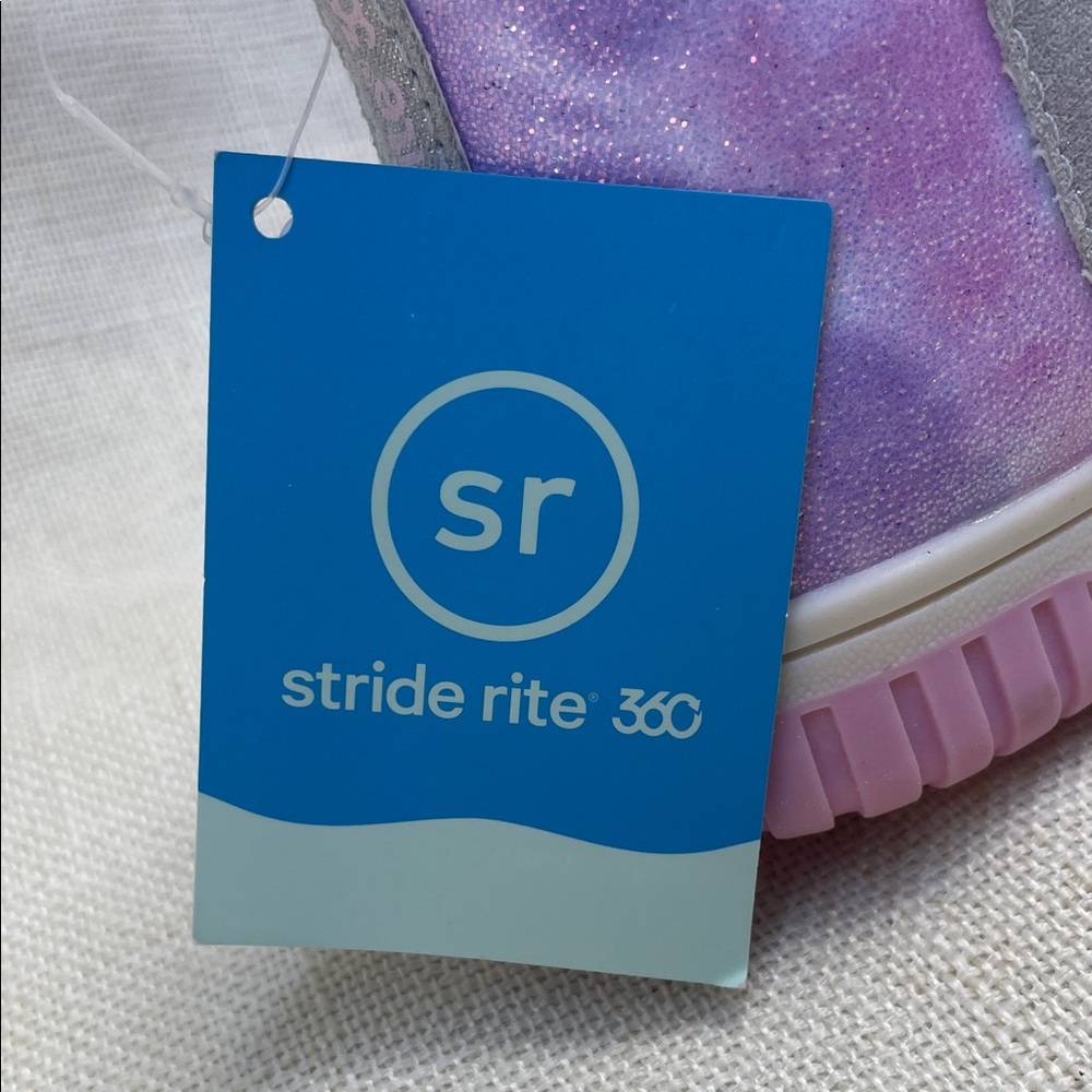 Stride Rite Girls 10 NWT Silver High-Top Sneakers Pink Accents & Heart Cutouts - Picture 2 of 13